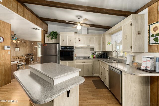 627 S 87TH Way, Mesa, AZ 85208