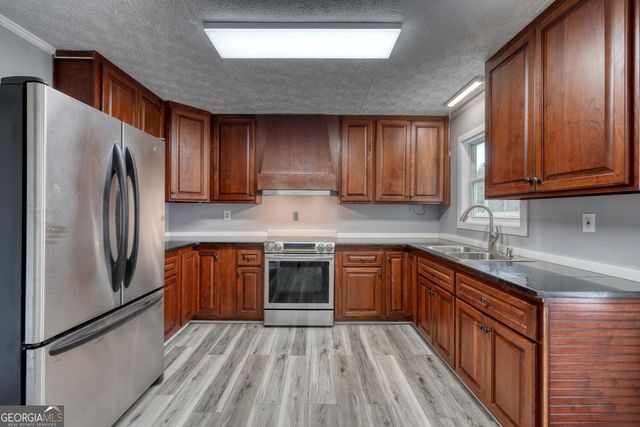 16 Antioch Church Road, Blairsville, GA 30512