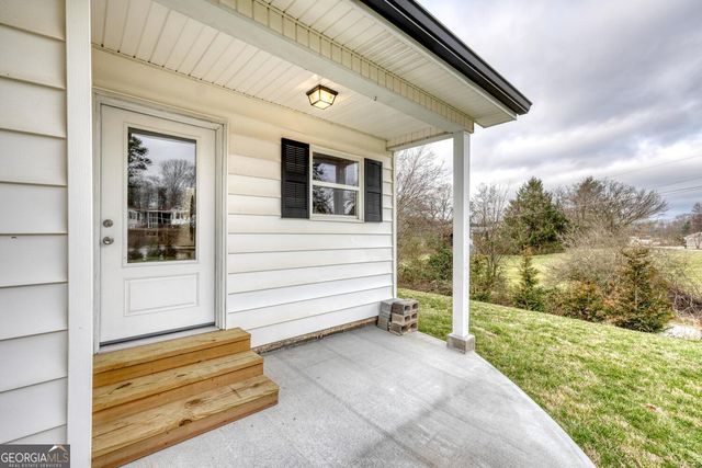 16 Antioch Church Road, Blairsville, GA 30512