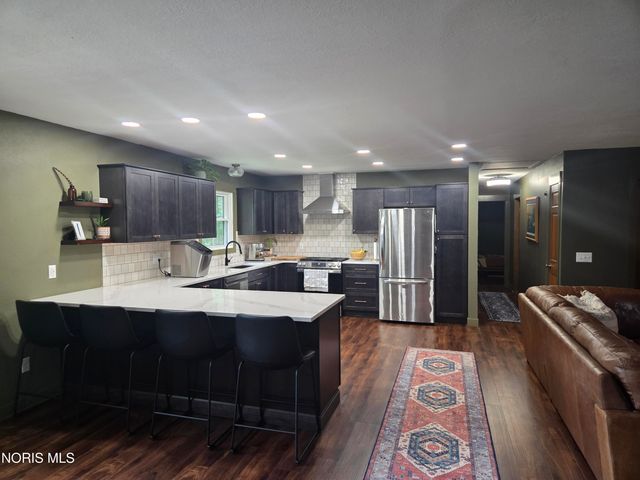7221 Manore Road, Whitehouse, OH 43571