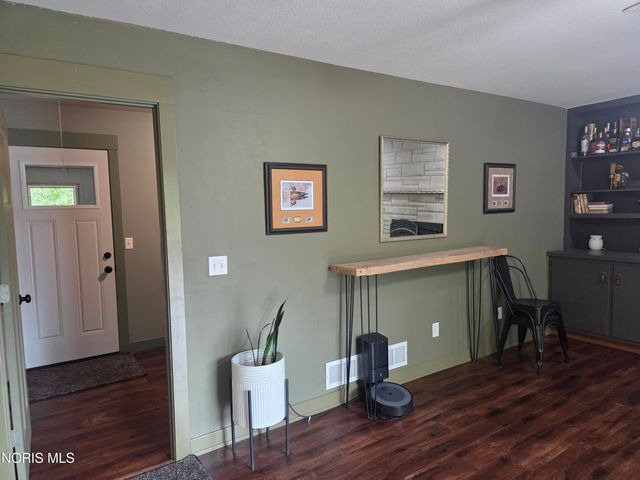 7221 Manore Road, Whitehouse, OH 43571