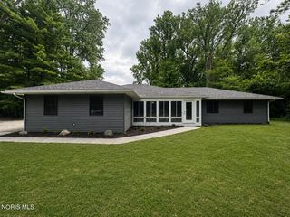 7221 Manore Road, Whitehouse, OH 43571