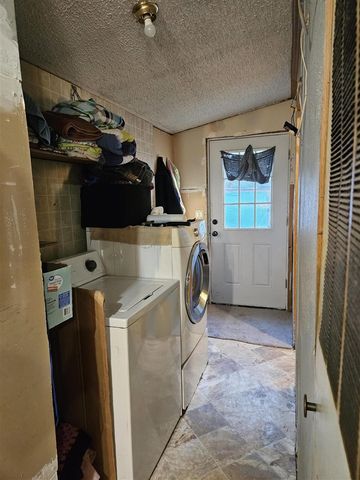 9156 50th Avenue, Evart, MI 49631