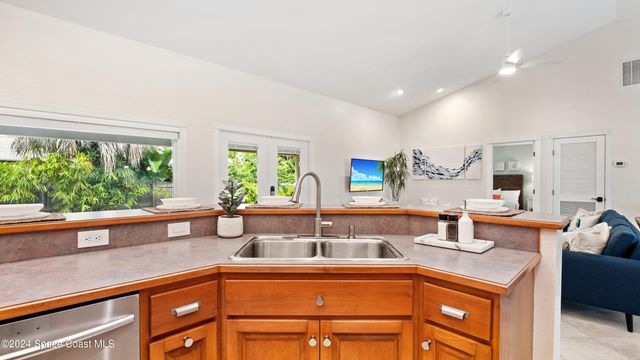 302 Corona Avenue, Cocoa Beach, FL 32931