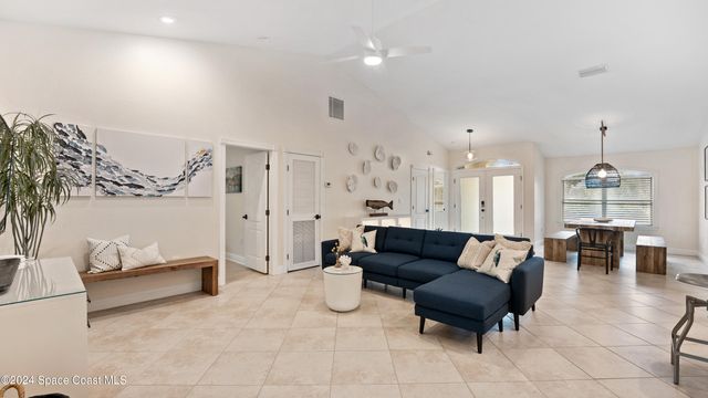 302 Corona Avenue, Cocoa Beach, FL 32931