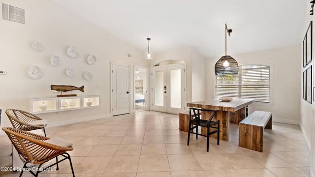 302 Corona Avenue, Cocoa Beach, FL 32931
