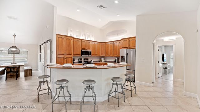 302 Corona Avenue, Cocoa Beach, FL 32931