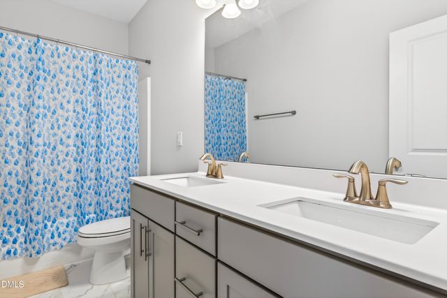 318 Ber Creek Drive, Fuquay Varina, NC 27526