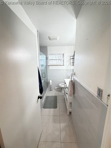 993 Old Point Road, St Albans, WV 25177