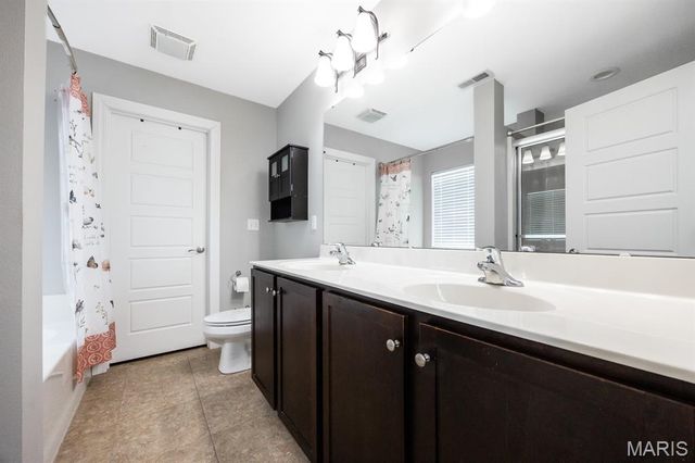 1338 Piasa Court, O'fallon, IL 62269