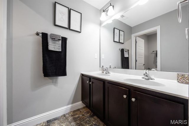 1338 Piasa Court, O'fallon, IL 62269