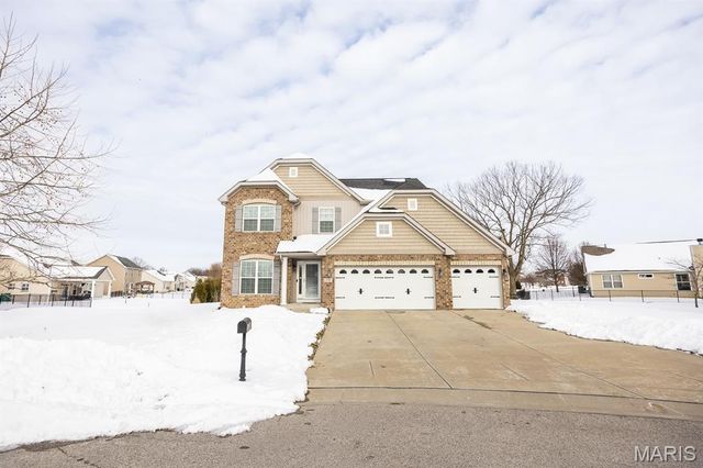 1338 Piasa Court, O'fallon, IL 62269
