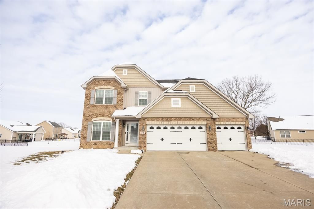 1338 Piasa Court, O'fallon, IL 62269