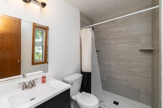 991 Cortland Drive, Apple Valley, MN 55124