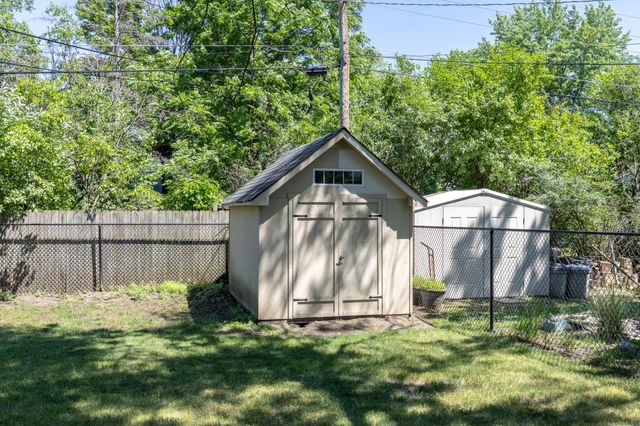 991 Cortland Drive, Apple Valley, MN 55124