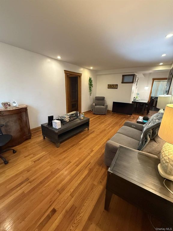 78-27 Springfield Boulevard 7827, Oakland Gardens, NY 11364 — photo 5