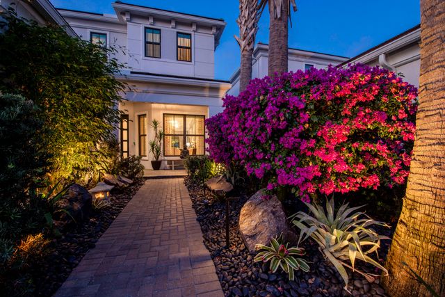 13651 Artisan Circle, Palm Beach Gardens, FL 33418