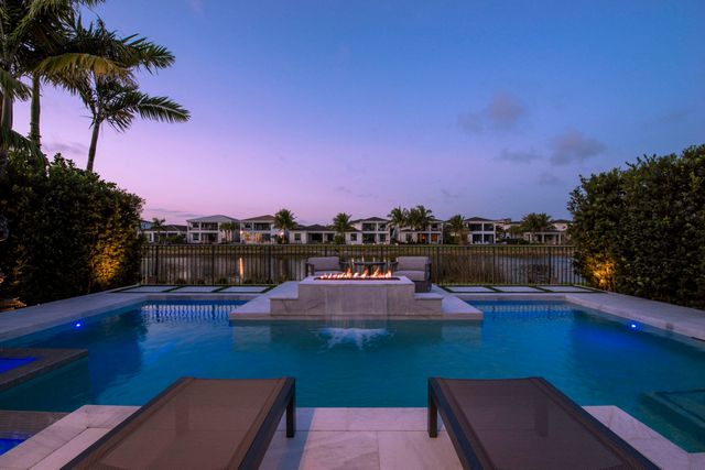 13651 Artisan Circle, Palm Beach Gardens, FL 33418