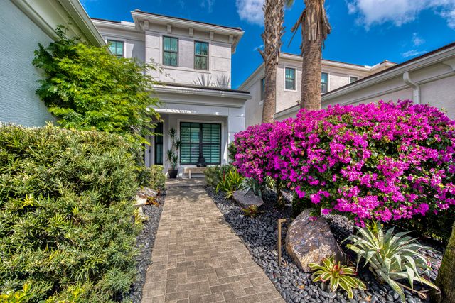 13651 Artisan Circle, Palm Beach Gardens, FL 33418