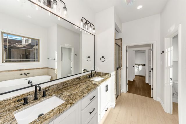 801 Holiday Hills Drive, Mineral Wells, TX 76067