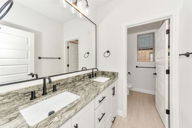 801 Holiday Hills Drive, Mineral Wells, TX 76067