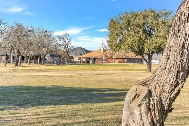 801 Holiday Hills Drive, Mineral Wells, TX 76067