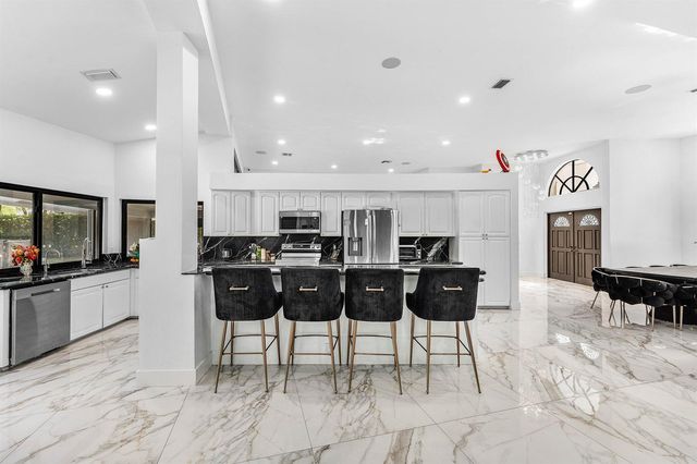 7210 W Cypresshead Drive, Parkland, FL 33067