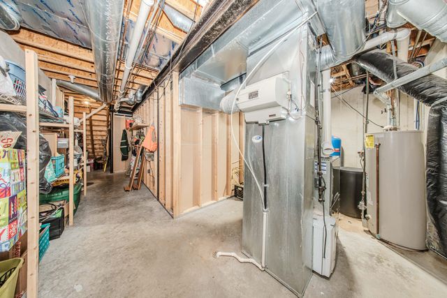 4105 Eucalyptus Way, Pinckney, MI 48169