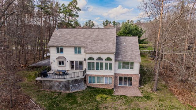 4105 Eucalyptus Way, Pinckney, MI 48169