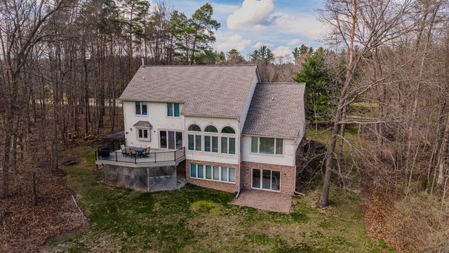 4105 Eucalyptus Way, Pinckney, MI 48169