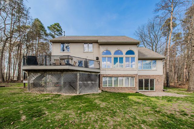 4105 Eucalyptus Way, Pinckney, MI 48169