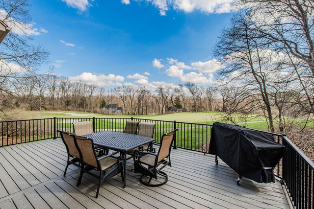 4105 Eucalyptus Way, Pinckney, MI 48169