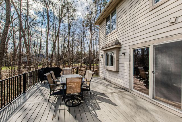 4105 Eucalyptus Way, Pinckney, MI 48169