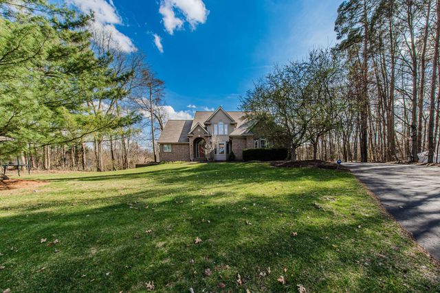 4105 Eucalyptus Way, Pinckney, MI 48169