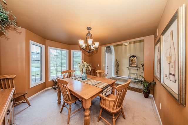 4105 Eucalyptus Way, Pinckney, MI 48169