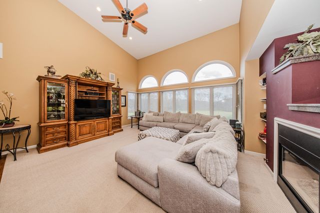 4105 Eucalyptus Way, Pinckney, MI 48169