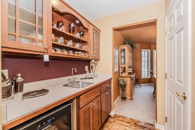 4105 Eucalyptus Way, Pinckney, MI 48169