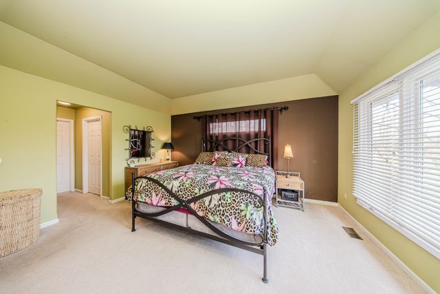 4105 Eucalyptus Way, Pinckney, MI 48169