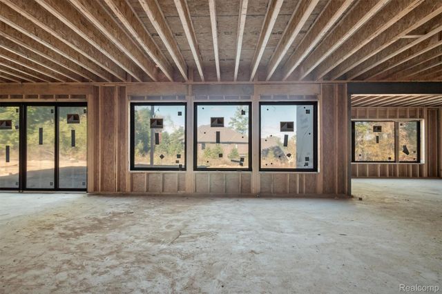 4380 The Heights Boulevard, Oakland Charter Township, MI 48306