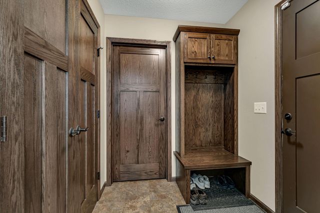 1704 Knottingham Drive, Sartell, MN 56377