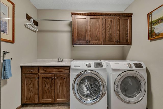 1704 Knottingham Drive, Sartell, MN 56377