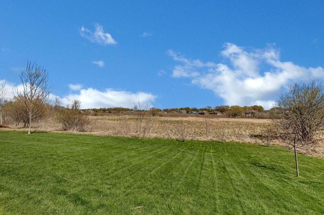 1704 Knottingham Drive, Sartell, MN 56377