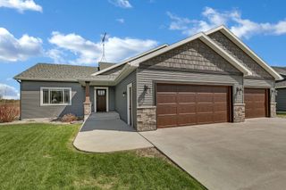 1704 Knottingham Drive, Sartell, MN 56377