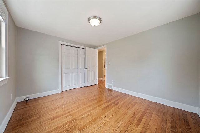 560 Pond St, Weymouth, MA 02190