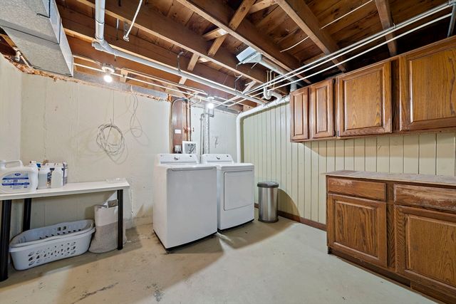 560 Pond St, Weymouth, MA 02190
