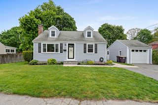 560 Pond St, Weymouth, MA 02190