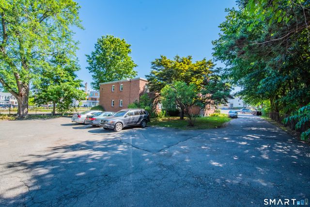 353A Main Street 204, East Hartford, CT 06118