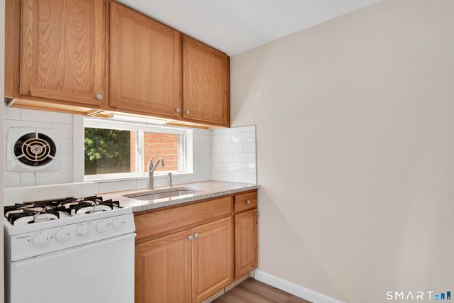 353A Main Street 204, East Hartford, CT 06118