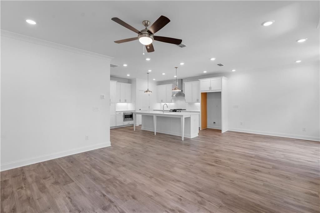 Image 18 of property listing at 4916 Molder Avenue 64, Buford, GA 30518