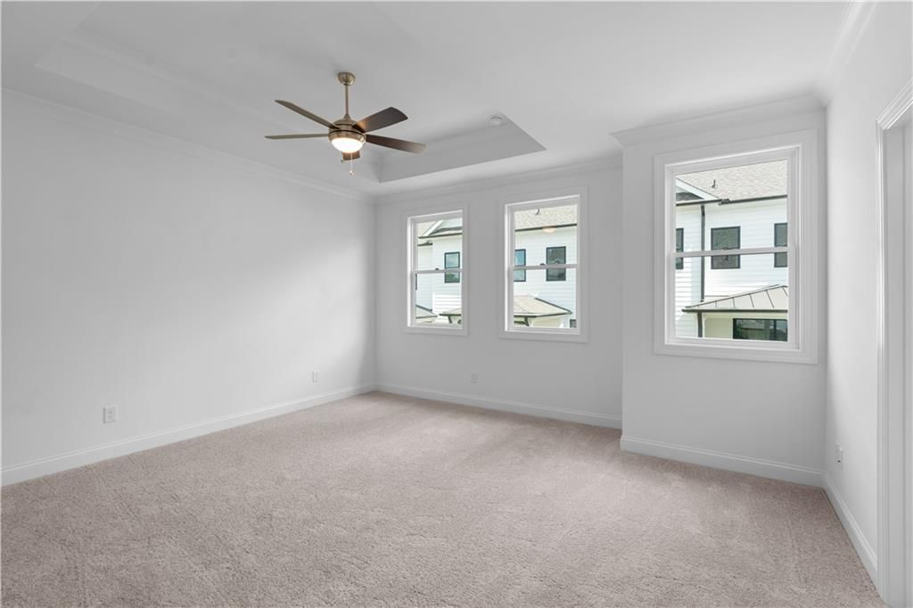 Image 20 of property listing at 4916 Molder Avenue 64, Buford, GA 30518